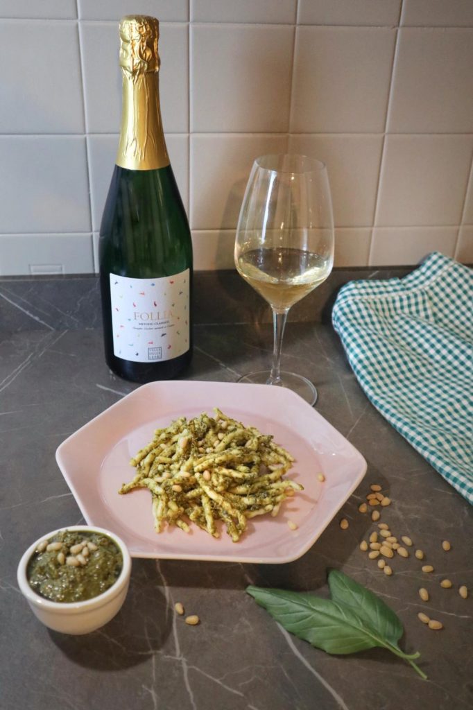 Rich results on Google's SERP when searching for "vino"
